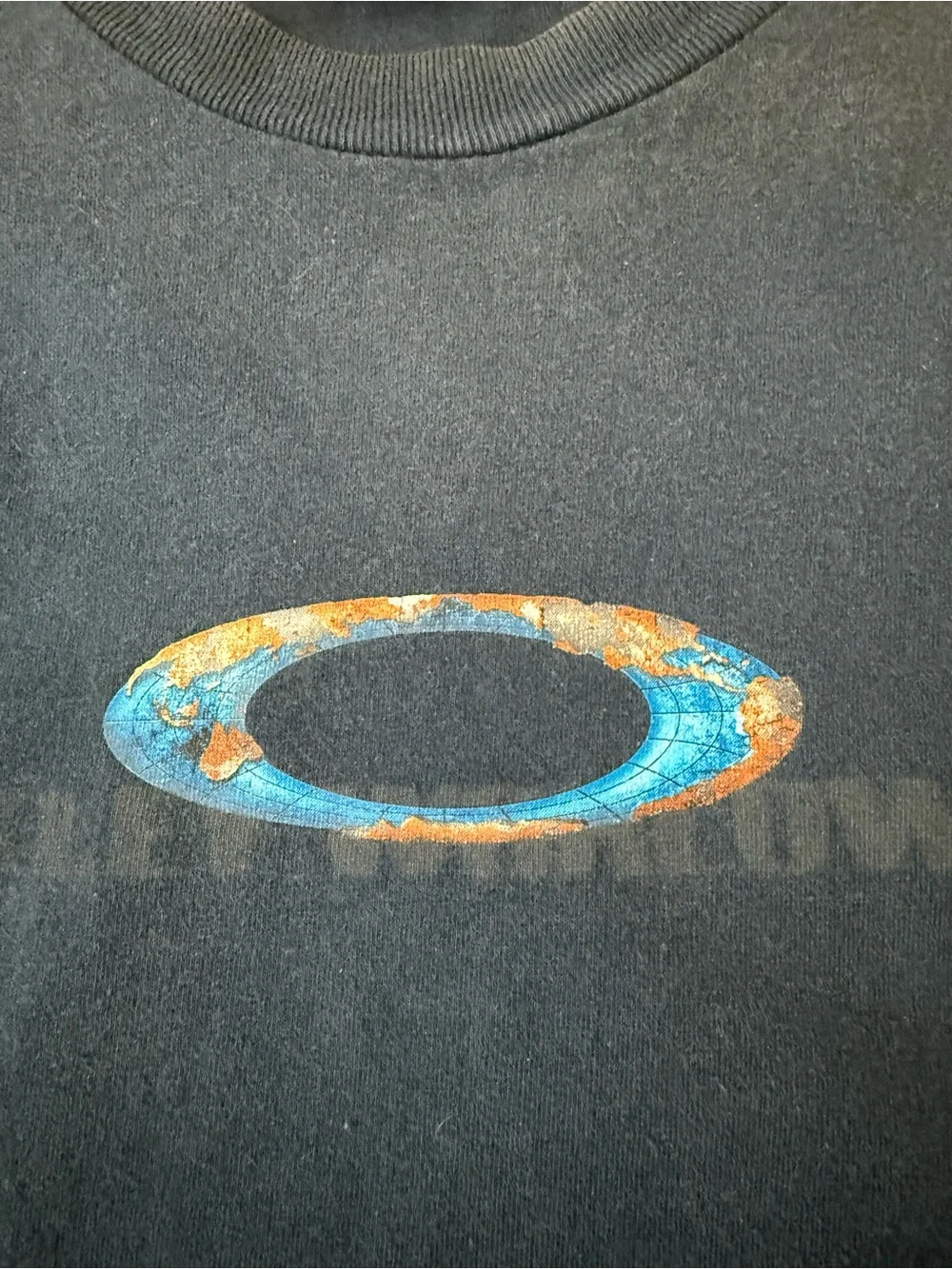 Oakley World Wide Vintage Shirt - Picture 6 of 10